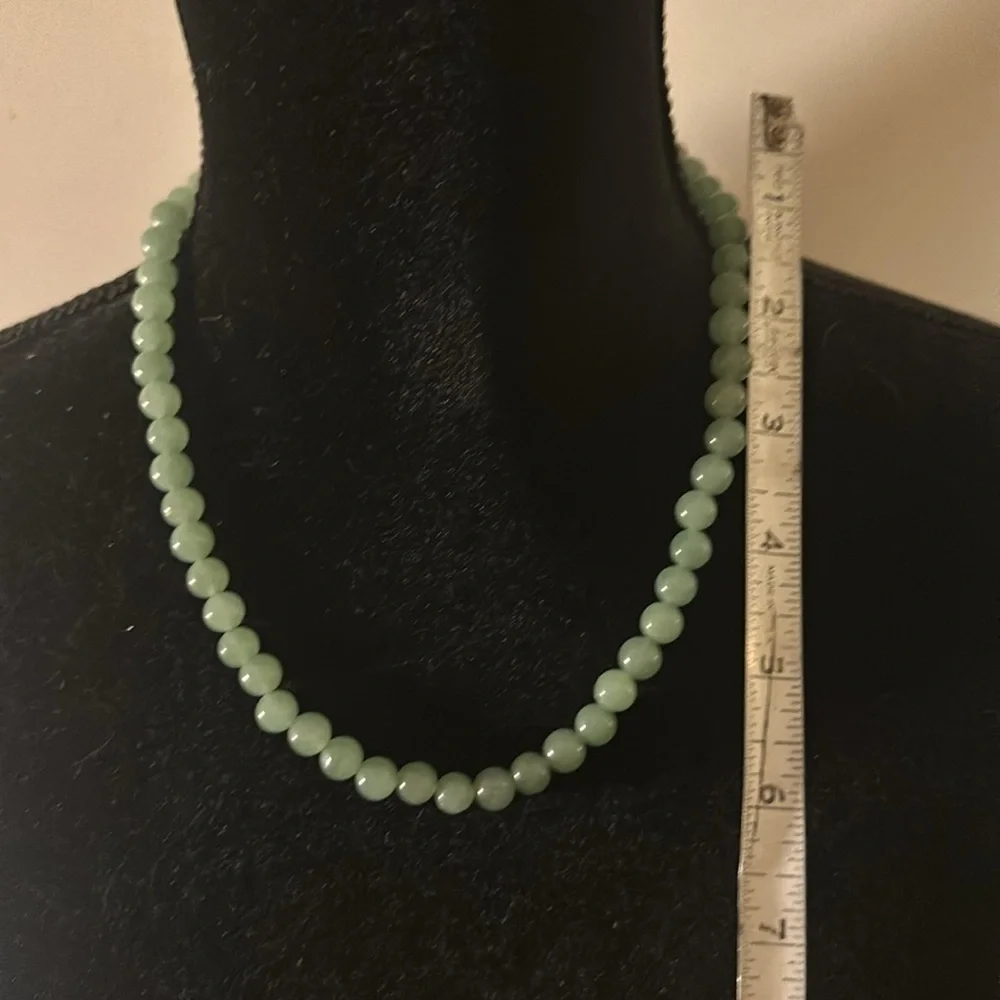 Vintage Jade Bead Necklace and Bracelet Set Silver Clasps - Picture 5 of 12